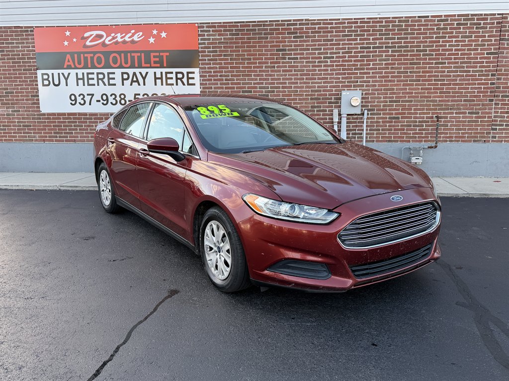 2014 Ford Fusion S's photo