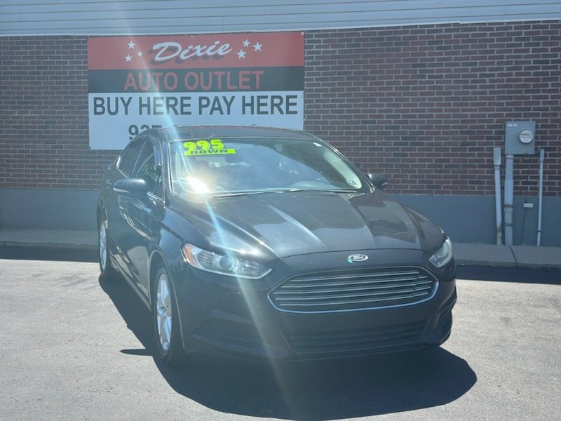 2015 Ford Fusion SE FWD's photo