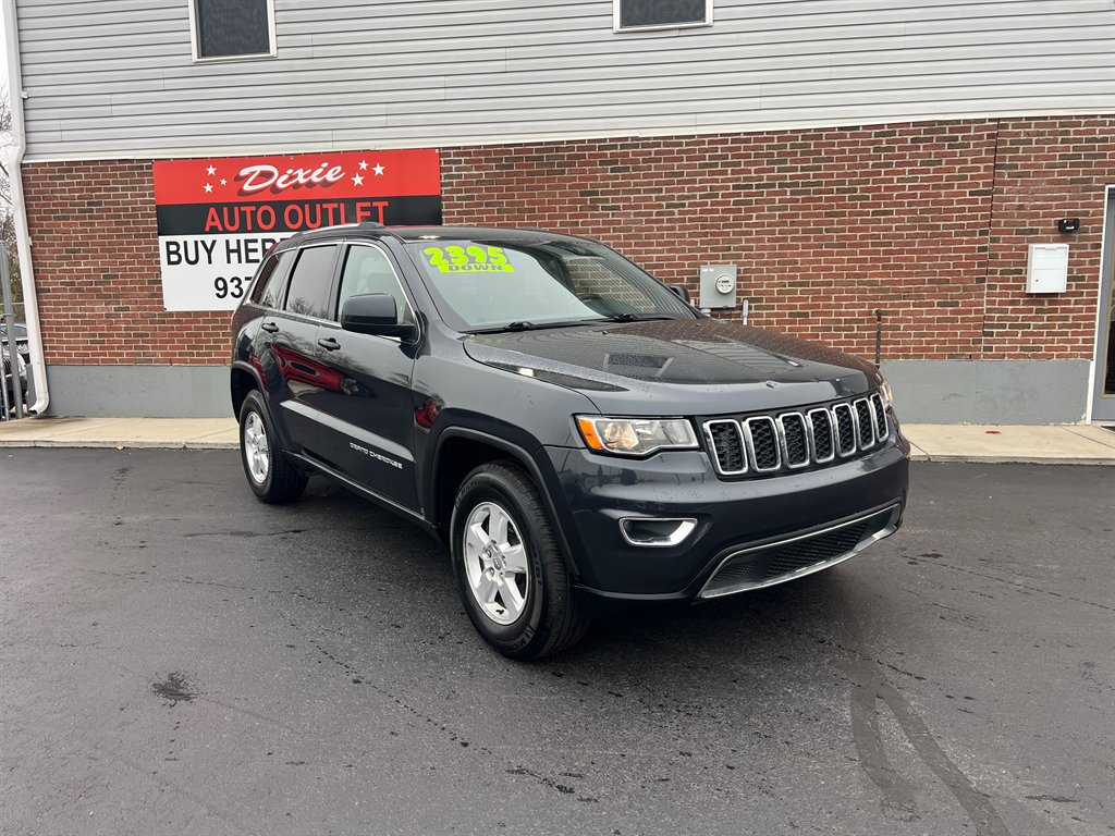 2016 Jeep Grand Cherokee Laredo's photo