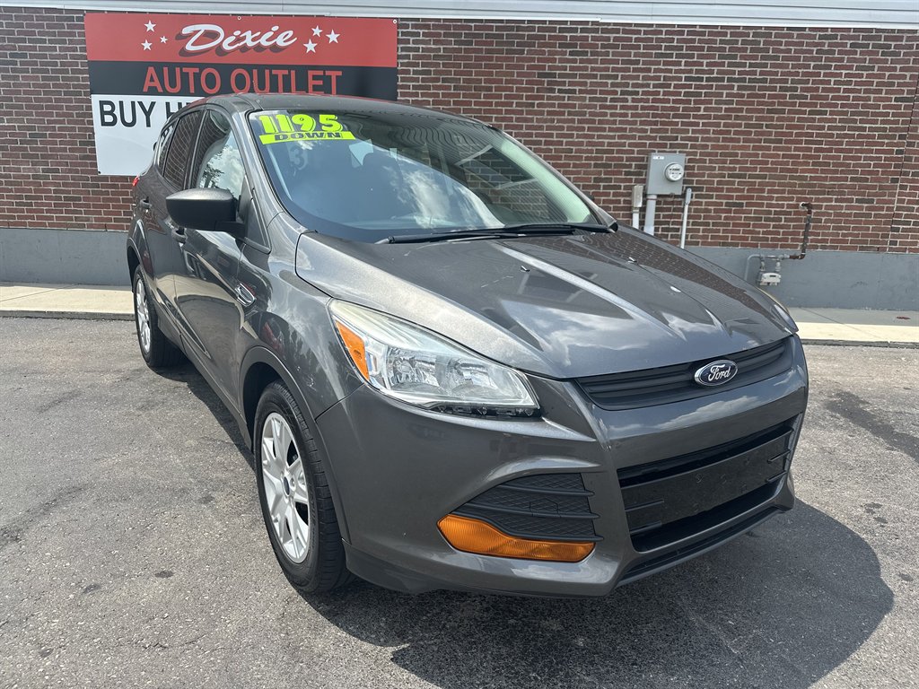 2016 Ford Escape S's photo